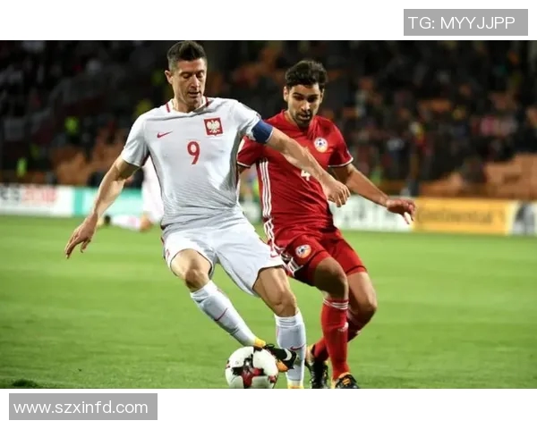 莱万领衔球队冲击新赛季目标球迷期待他的精彩表现与进球记录刷新