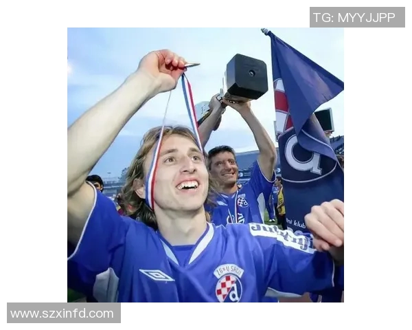 莫德里奇：足球场上的艺术家与战术大师的完美结合之路